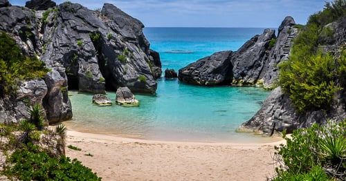 What Is the Average Flight Time to Bermuda From the US?